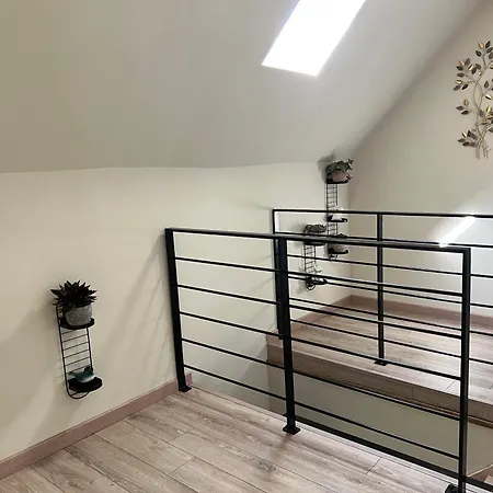 La Ferme Des 2 Oliviers 度假居 *