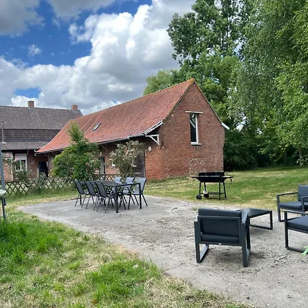 La Ferme Des 2 Oliviers 別荘 *